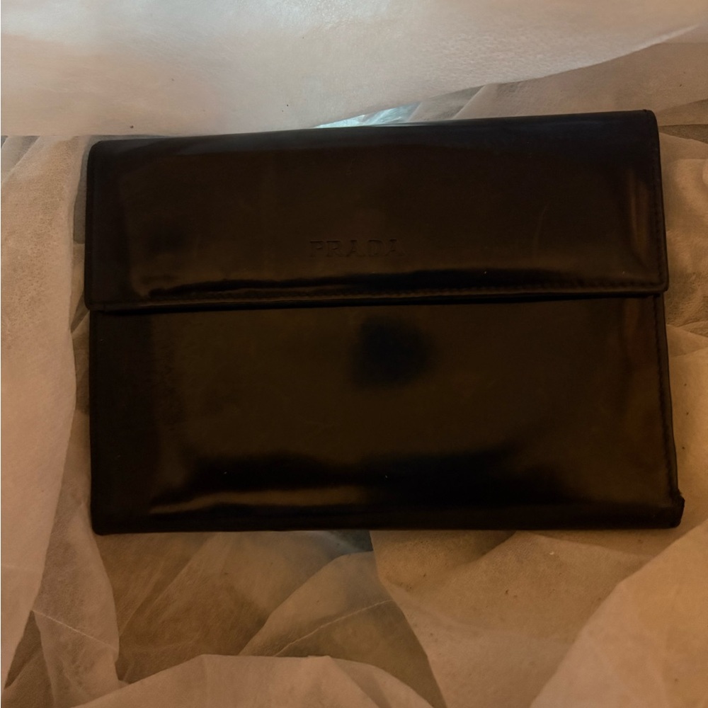 Prada Black Leather Wallet with‎ Minimalist Design